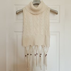 3fo$24 Cream Cable KnitTurtleneck Sleevless Sweater Top with Fringe. Wooden Bead